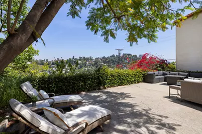 3756 Clayton Avenue W, Los Angeles, CA 90027 - Photo 35