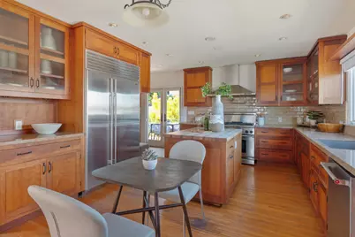 3756 Clayton Avenue W, Los Angeles, CA 90027 - Photo 11
