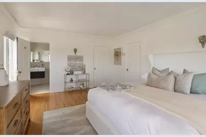 3756 Clayton Avenue W, Los Angeles, CA 90027 - Photo 23