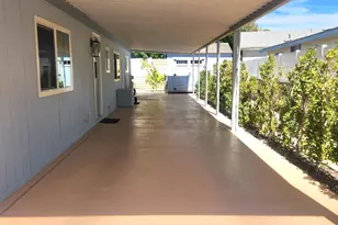 38110 Story Creek Dr, Palm Desert, CA 92260 - Photo 25