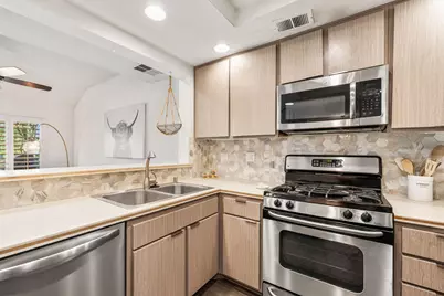 41539 Woodhaven Drive W, Palm Desert, CA 92211 - Photo 9