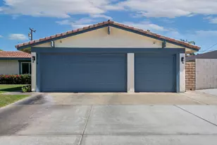 69310 Nilda Dr, Cathedral City, CA 92234 - Photo 3
