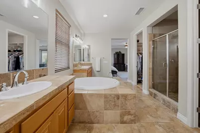 16 Lake Mendocino Drive, Rancho Mirage, CA 92270 - Photo 23