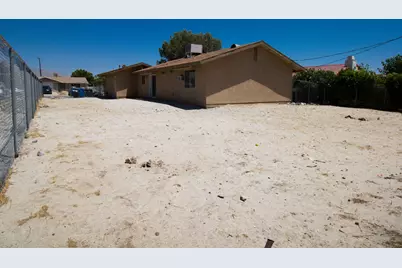 16195 Via Vista, Desert Hot Springs, CA 92240 - Photo 21