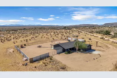 56625 Lowe Avenue, Yucca Valley, CA 92284 - Photo 3