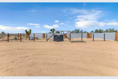 56625 Lowe Avenue, Yucca Valley, CA 92284 - Photo 53
