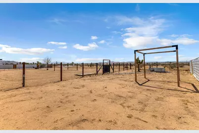 56625 Lowe Avenue, Yucca Valley, CA 92284 - Photo 59