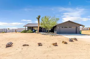 56625 Lowe Ave, Yucca Valley, CA 92284 - Photo 11