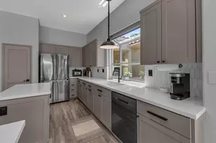 93 Kavenish Dr, Rancho Mirage, CA 92270 - Photo 13