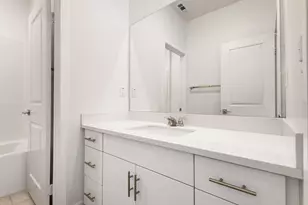 76333 Oxford Ln, Palm Desert, CA 92211 - Photo 17