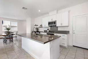 76333 Oxford Ln, Palm Desert, CA 92211 - Photo 11