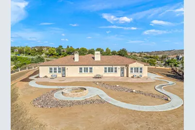 7641 Kingdom Drive, Riverside, CA 92506 - Photo 45