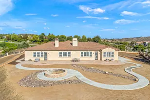 7641 Kingdom Dr, Riverside, CA 92506 - Photo 45