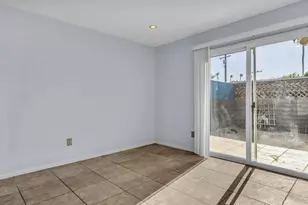 266 E Via Escuela, Palm Springs, CA 92262 - Photo 7