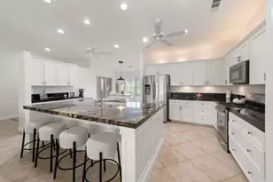 81129 La Reina Cir, Indio, CA 92201 - Photo 11