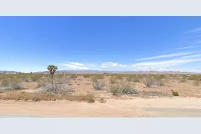 930 Avalon Avenue, Yucca Valley, CA 92284 - Photo 1