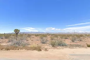 930 Avalon Ave, Yucca Valley, CA 92284 - Photo 1