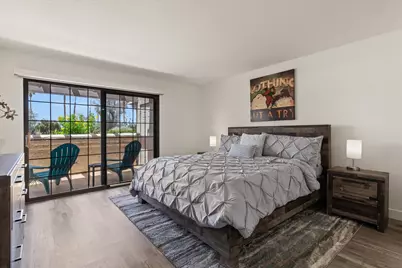 2700 E Mesquite Avenue #D17, Palm Springs, CA 92264 - Photo 9