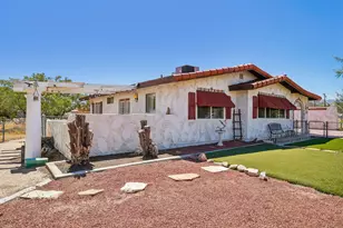 6817 Warren Vista Ave, Yucca Valley, CA 92284 - Photo 3