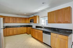 1617 W 208th Street Street, Torrance, CA 90501 - Photo 11