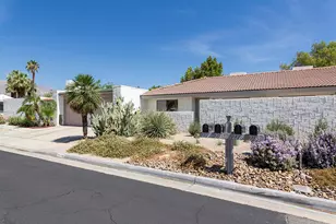 2218 N Sunshine Cir, Palm Springs, CA 92264 - Photo 3