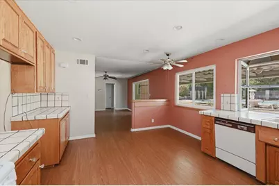 230 E Sunset Drive N, Redlands, CA 92373 - Photo 17