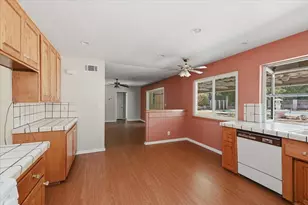 230 E Sunset Dr N, Redlands, CA 92373 - Photo 17