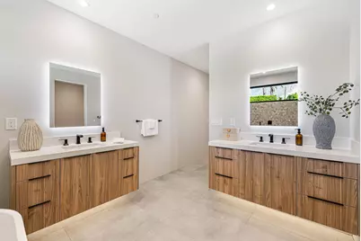 775 W Cabrillo Road, Palm Springs, CA 92262 - Photo 23
