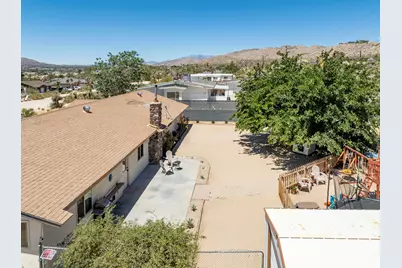 57530 Warren Way, Yucca Valley, CA 92284 - Photo 47
