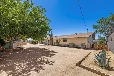 57530 Warren Way, Yucca Valley, CA 92284 - Photo 29