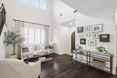 23505 Gentian Court, Valencia, CA 91354 - Photo 3