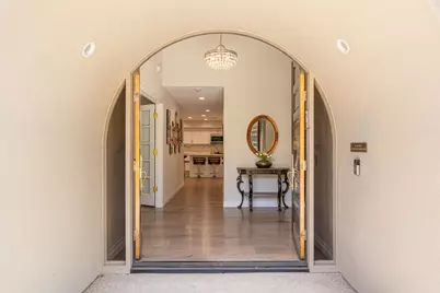 18 N Kavenish Drive, Rancho Mirage, CA 92270 - Photo 9
