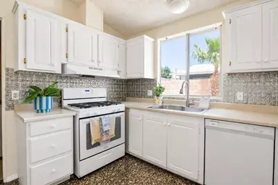 22840 Sterling Avenue #122, Palm Springs, CA 92262 - Photo 7