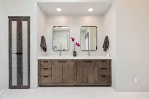 513 Falcon View Cir, Palm Desert, CA 92211 - Photo 31