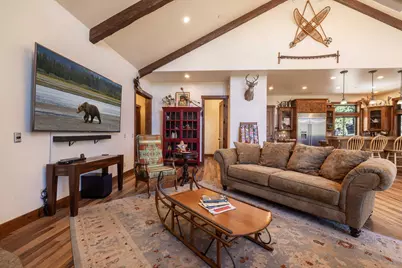 32311 Rim Of The World Drive, Fawnskin, CA 92333 - Photo 11