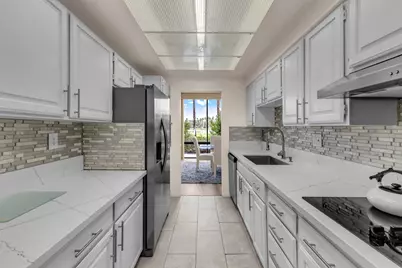 910 Island Drive #112, Rancho Mirage, CA 92270 - Photo 21