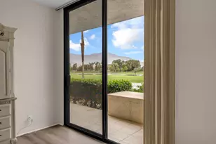 910 Island Dr, Rancho Mirage, CA 92270 - Photo 29