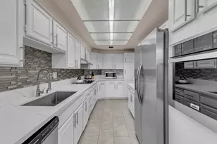 910 Island Dr, Rancho Mirage, CA 92270 - Photo 15