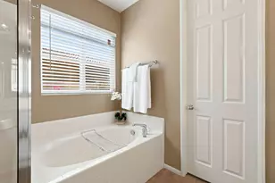 11828 Evening Sky Dr, Desert Hot Springs, CA 92240 - Photo 19