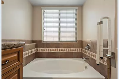 27325 Ventura Drive, Cathedral City, CA 92234 - Photo 23
