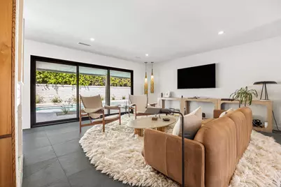 2063 S Broadmoor Drive, Palm Springs, CA 92264 - Photo 9