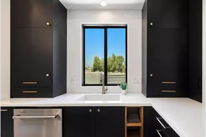 552 Desert West Drive, Rancho Mirage, CA 92270 - Photo 19