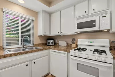 72927 Arthur Ashe Lane, Palm Desert, CA 92260 - Photo 11