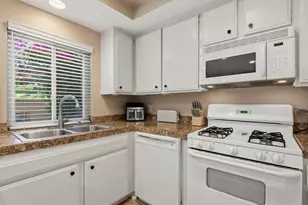 72927 Arthur Ashe Ln, Palm Desert, CA 92260 - Photo 11
