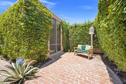 73649 Amir Drive, Palm Desert, CA 92260 - Photo 5