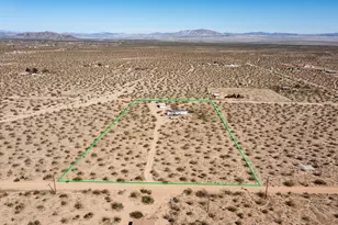61186 Sespe St, Landers, CA 92285 - Photo 9