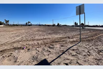 1367 E Hobsonway, Blythe, CA 92225 - Photo 5