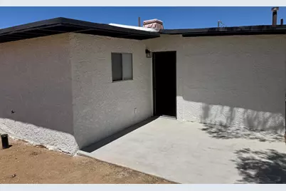 788 Cambria Avenue, Landers, CA 92285 - Photo 13