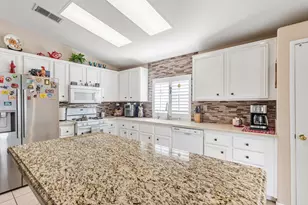 82420 Gregory Ct, Indio, CA 92201 - Photo 9