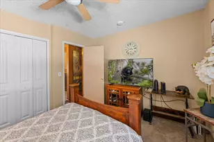 819 Holmes Ln, Sugarloaf, CA 92386 - Photo 21